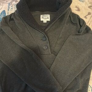 comfortable cropped sweater